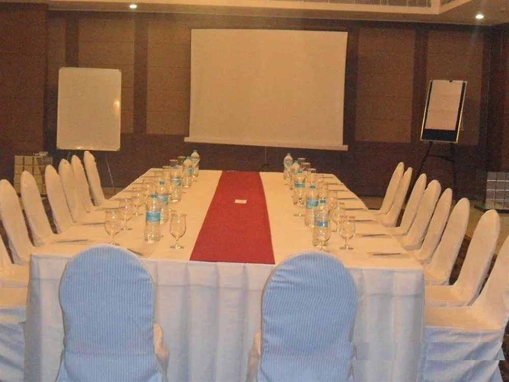 The Ocean Pearl Gardenia Hotel New Delhi 4*,  India