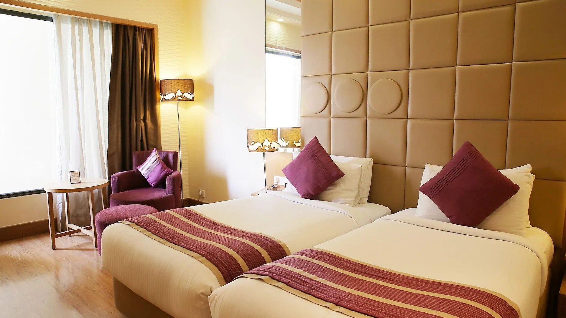 The Ocean Pearl Gardenia Hotel New Delhi 4*,