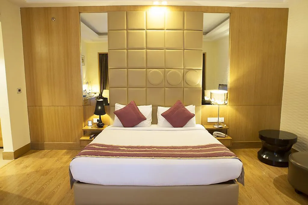 The Ocean Pearl Gardenia Hotel New Delhi 4*,  India