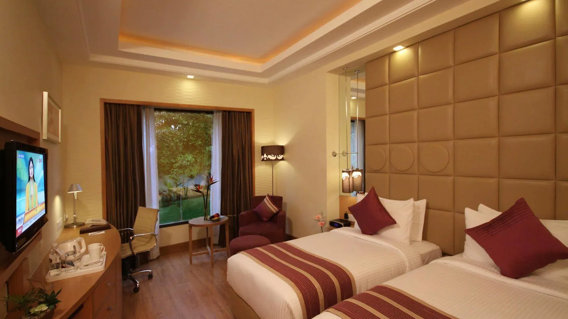 The Ocean Pearl Gardenia Hotel New Delhi 4*,  India