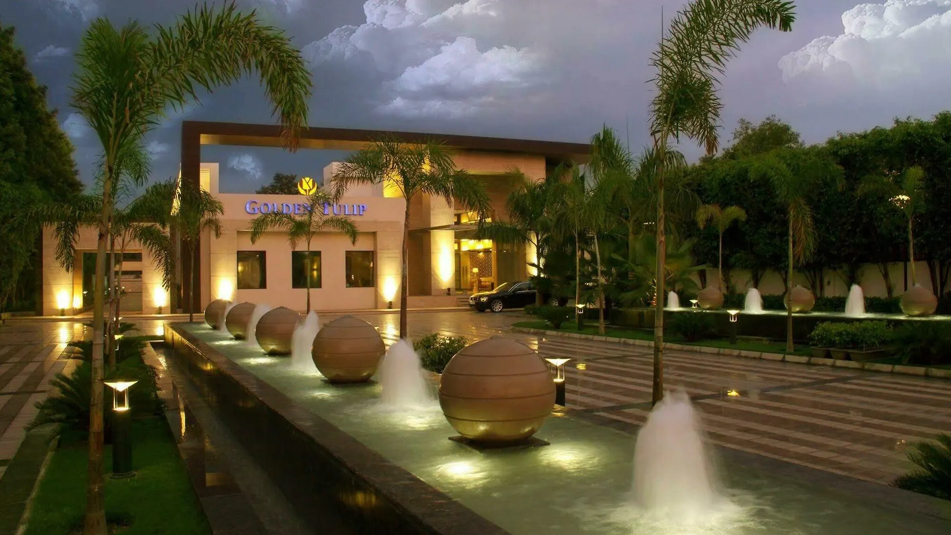 The Ocean Pearl Gardenia Hotel New Delhi